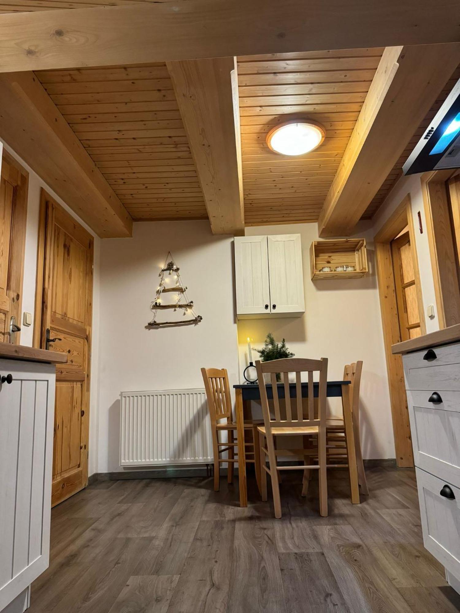 Apartmany Roudnice Jestrabi V Krkonosich Exteriör bild